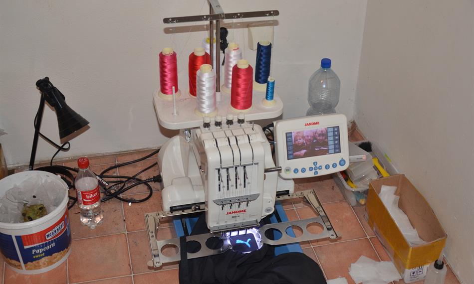 2013-11-14-953šicí stroj15.JPG